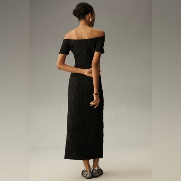 English factory off the shoulder textured midi dress - Picture 4 of 10